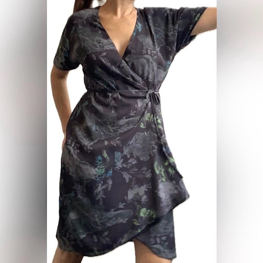 Babaton Short Sleeve Black & Green Floral Wrap Tie Wallace Dress
